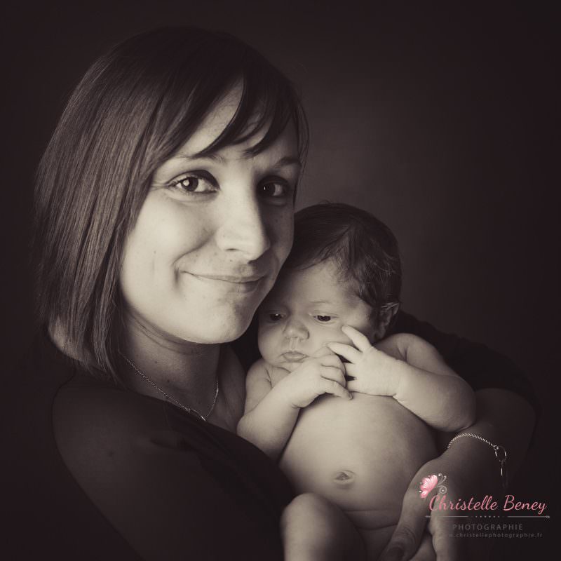 photographe nouveau-né Toulouse photographe nouveau-né Toulouse