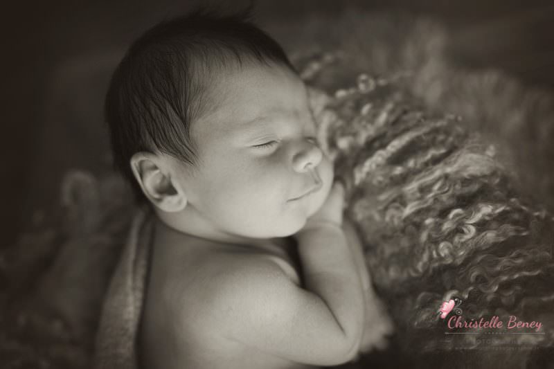 photographe nouveau-né Toulouse photographe nouveau-né Toulouse