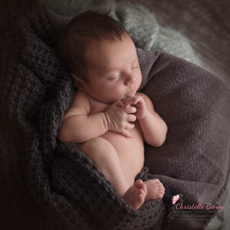 photographe nouveau-né Toulouse photographe nouveau-né Toulouse