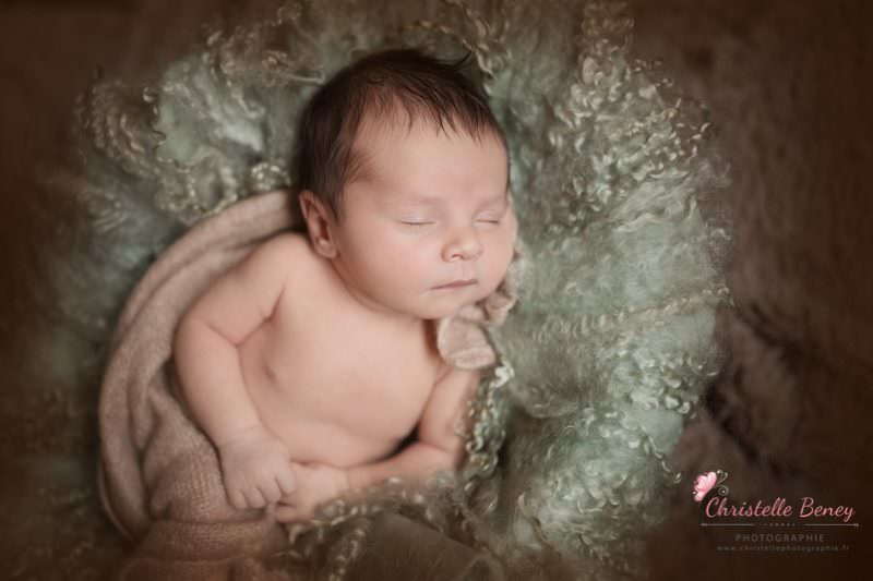 photographe nouveau-né Toulouse photographe nouveau-né Toulouse