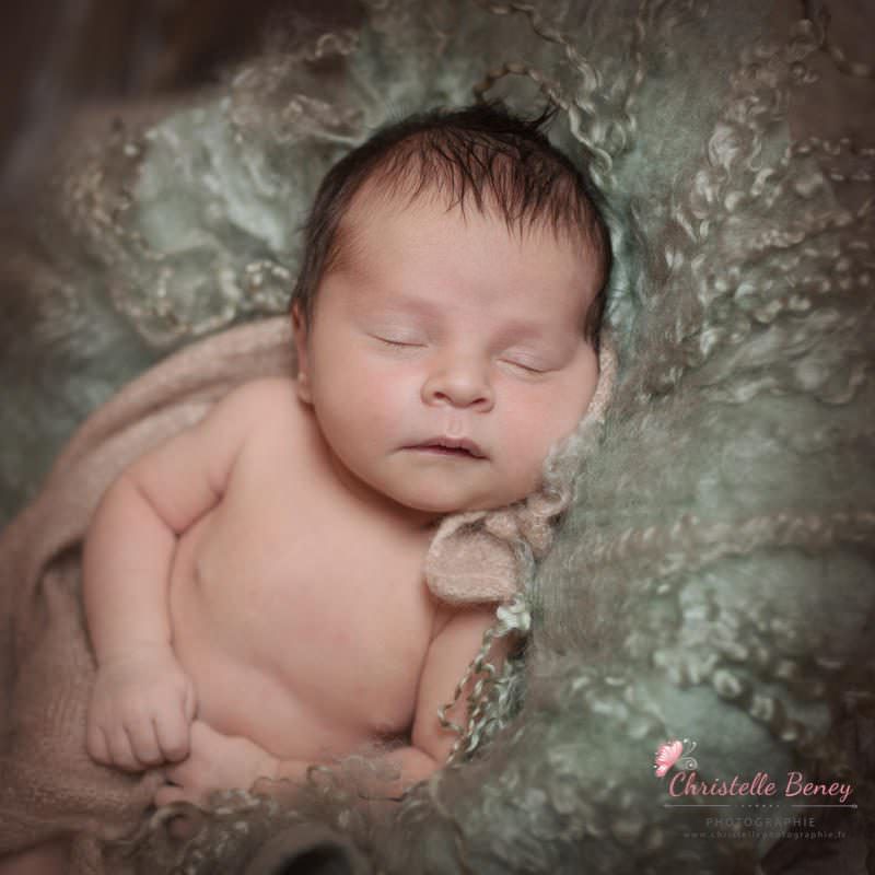 photographe nouveau-né Toulouse photographe nouveau-né Toulouse