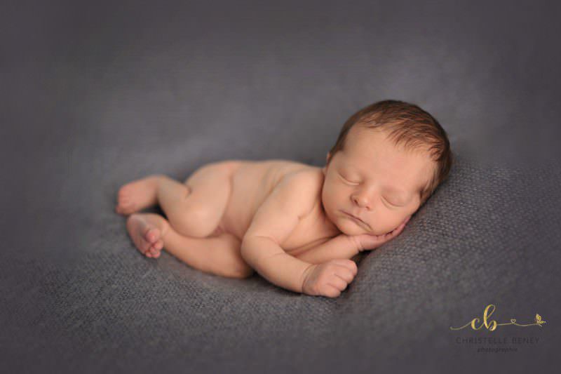 photographe nouveau né Toulouse photographe nouveau né Toulouse
