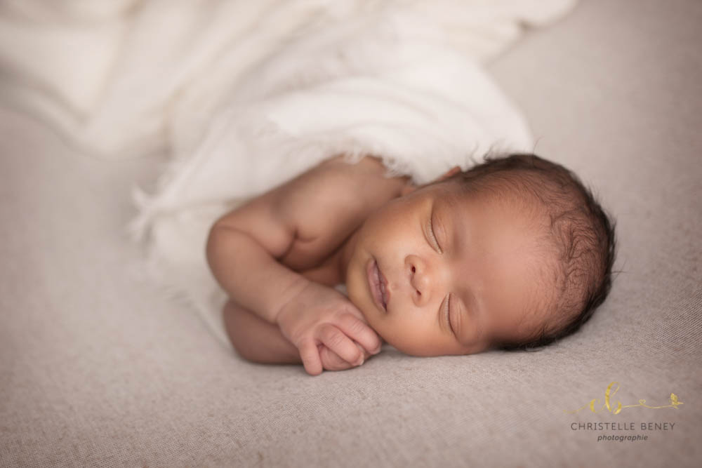 photographe nouveau né Toulouse photographe nouveau né Toulouse