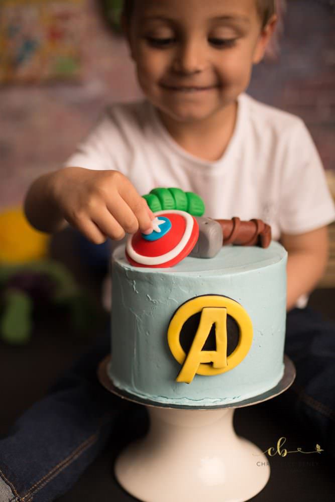 smash the cake avenger